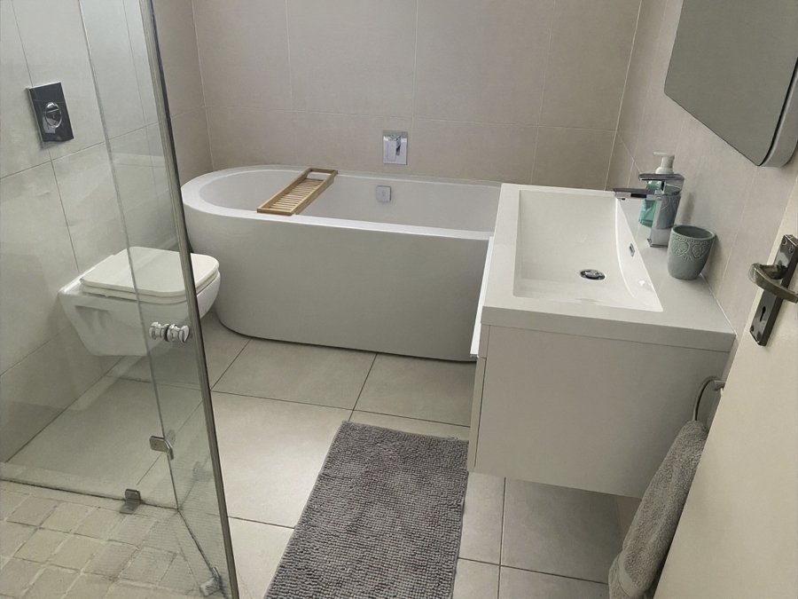 To Let 2 Bedroom Property for Rent in Van Riebeeckstrand Western Cape